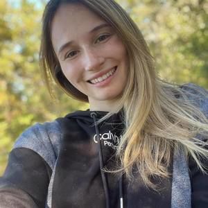 Meet your Posher, Alisson